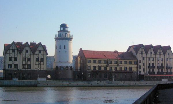 Kaliningrad – newralgiczny zakątek Europy. Polemika z prof. Adamem Karpińskim