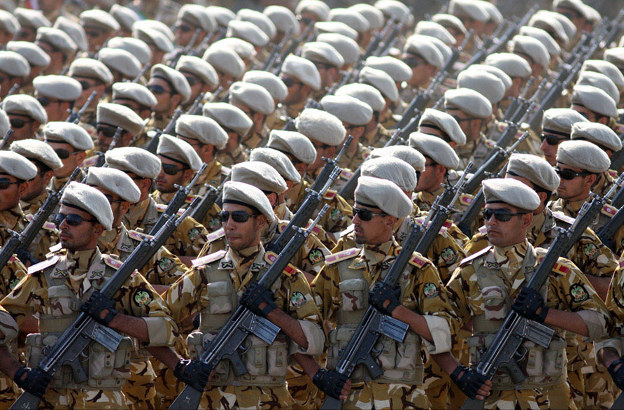 Artur Brzeskot: Kto się boi Iranu?